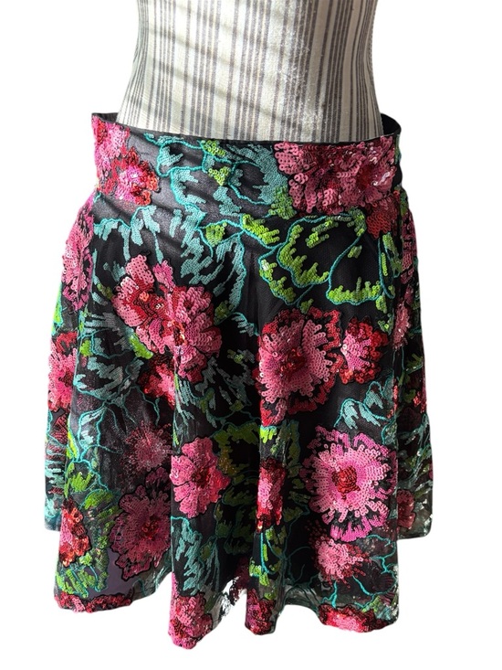 GeeGee Dresses & Skirts - GeeGee Sequin Floral Skirt Size L Black Pink Embroidered Party Mini Skirt NWT